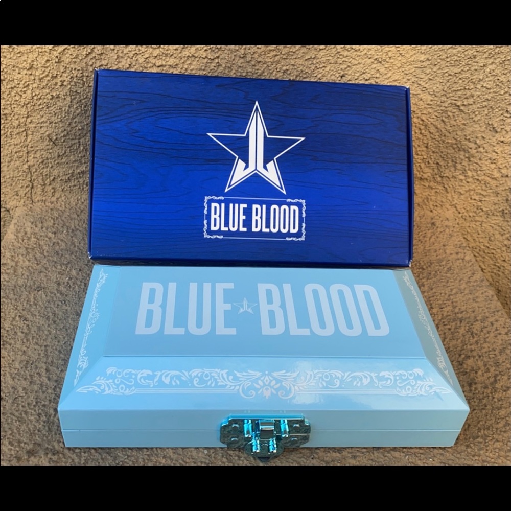 Jeffree Star Eyeshadow Pallet !